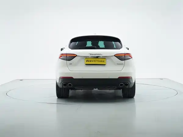 Maserati Levante 2021
