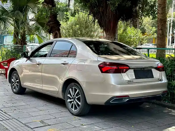 Geely Emgrand 2020