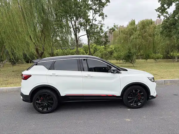 Geely Binyue 2022