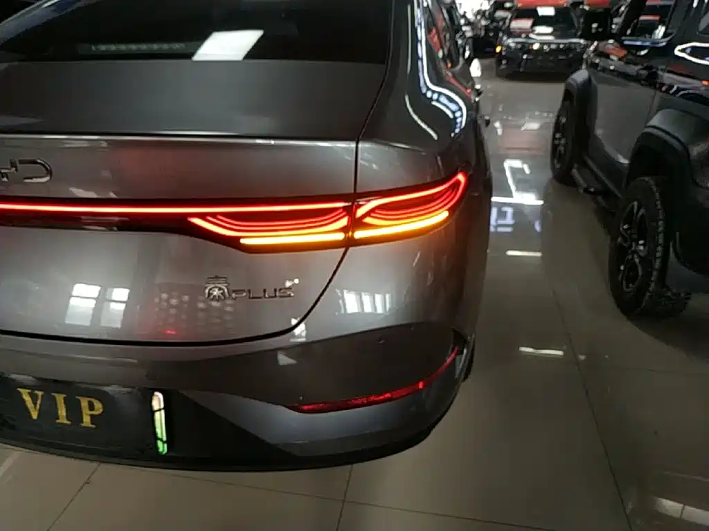 BYD Qin PLUS 2025 — фото 8
