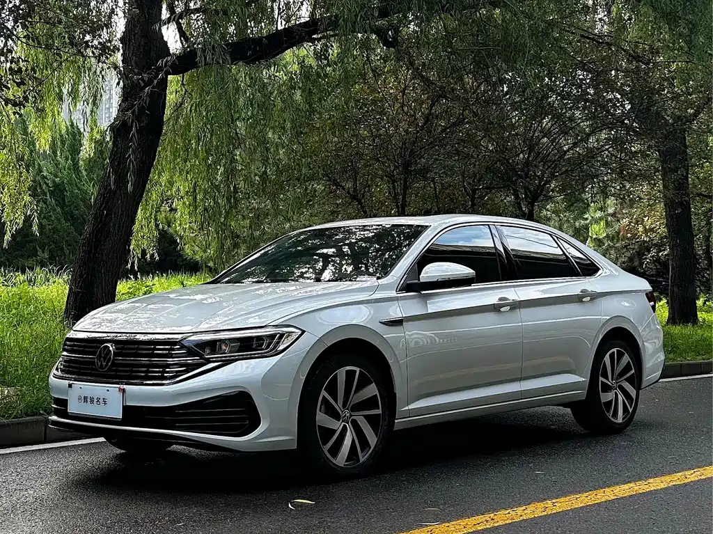 Volkswagen Sagitar 2025