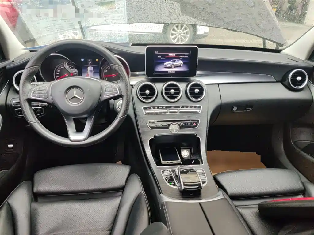 Mercedes-Benz C-Class 2018 — фото 6