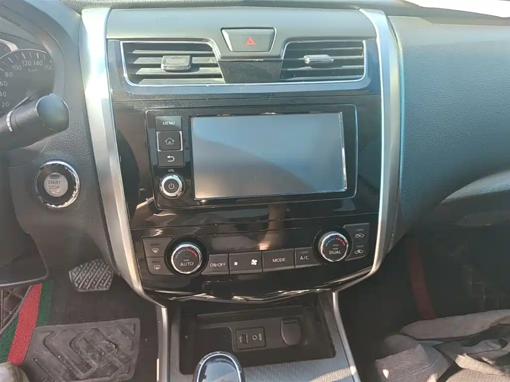 Nissan Teana 2017 — фото 13
