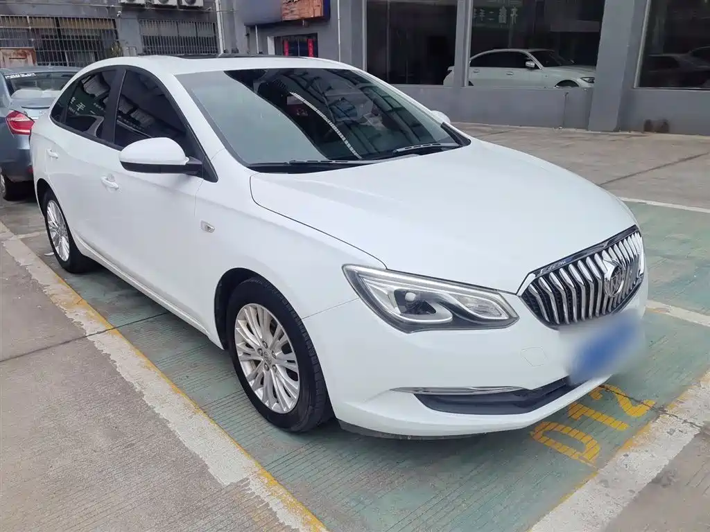 Buick Excelle 2017 — фото 4