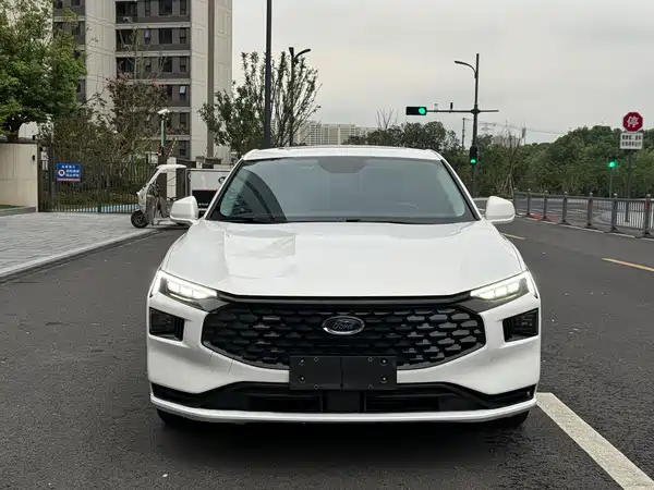 Ford Mondeo 2022