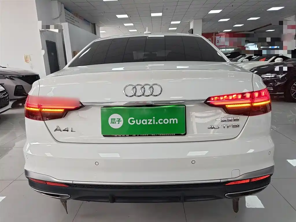 Audi A4L 2021 — фото 4
