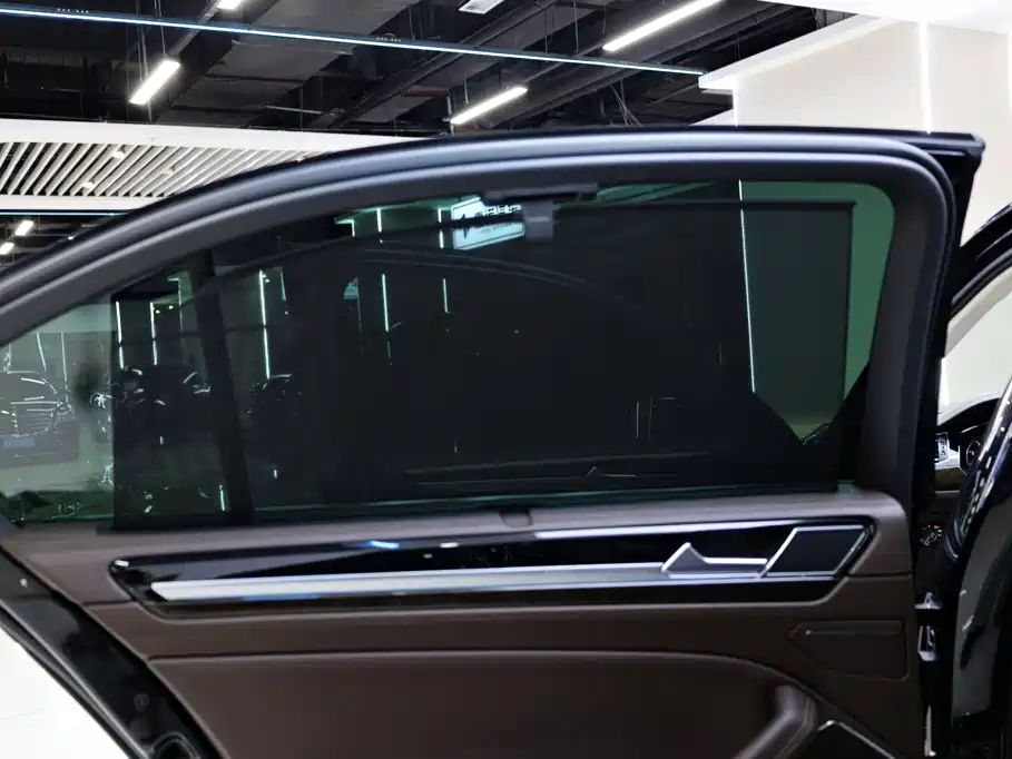 Volkswagen Phideon 2019 — фото 35