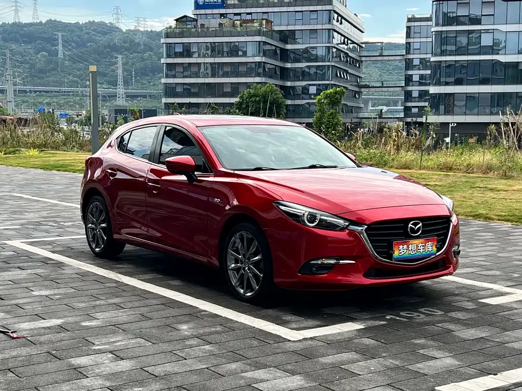 Mazda 3 Axela 2018 — фото 3