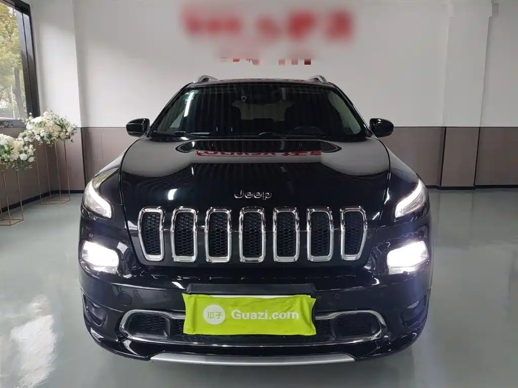 Jeep Cherokee 2018 — фото 3
