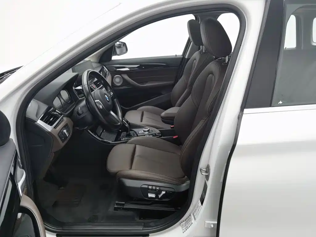 BMW X1 2021 — фото 10