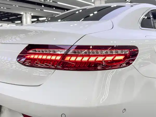 Mercedes-Benz E-Class 2021