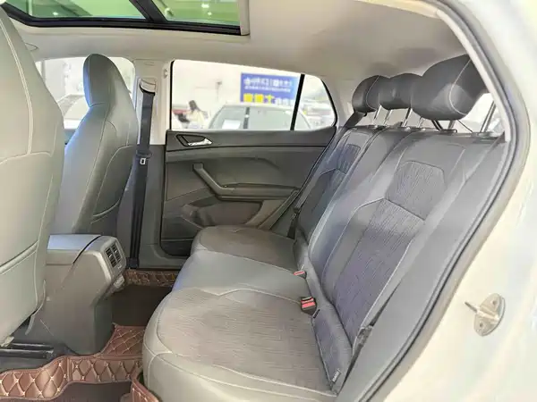 Volkswagen T-Cross 2019