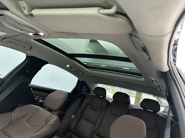 Volvo S90 2020 — фото 14