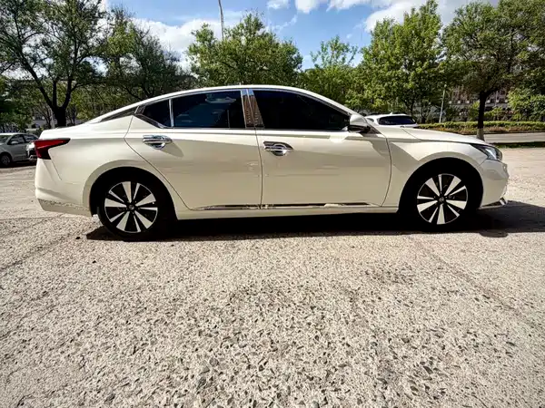 Nissan Teana 2021