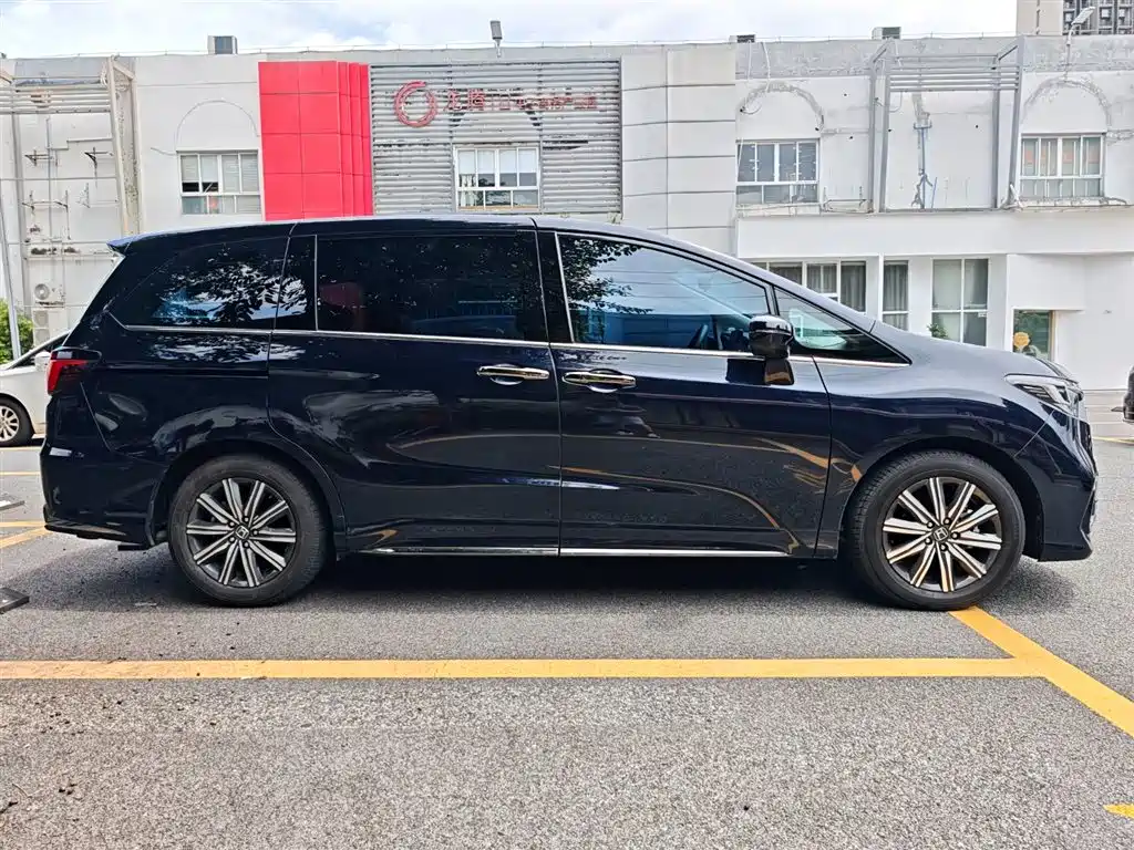 Honda Odyssey 2023 — фото 4