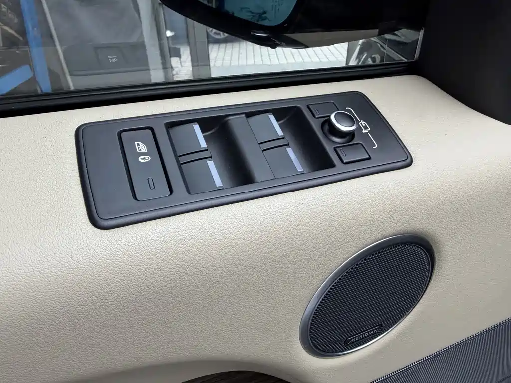 Land Rover Sport 2015 — фото 20