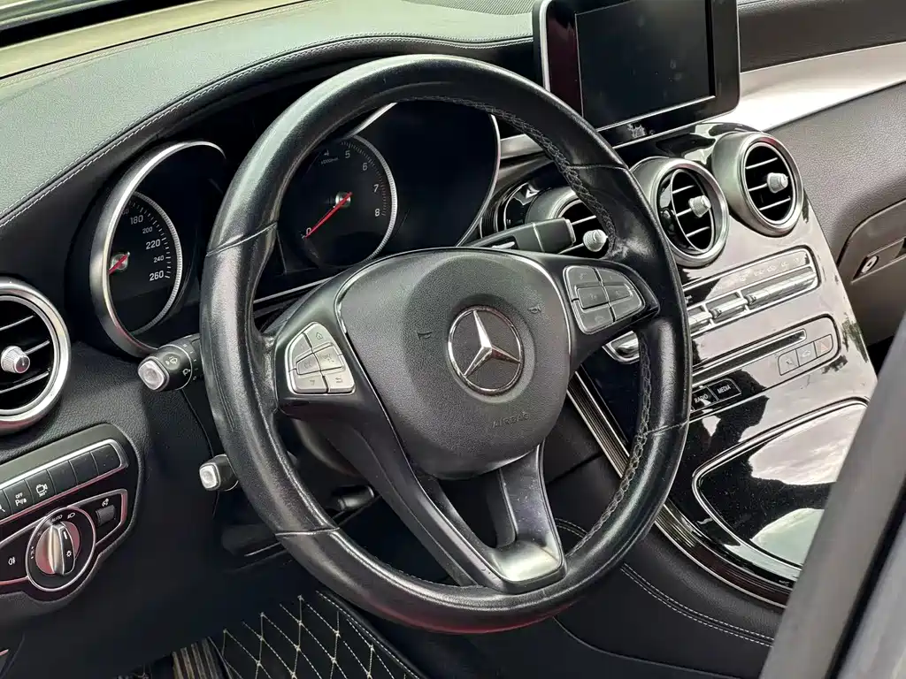 Mercedes-Benz GLC Coupe 2019 — фото 10