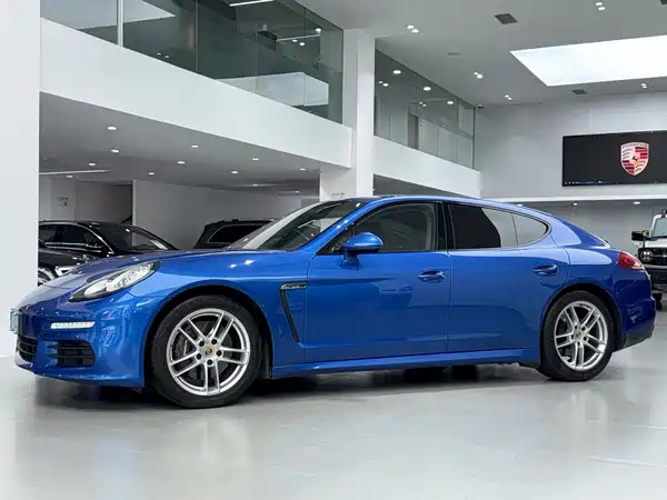 Porsche Panamera 2016