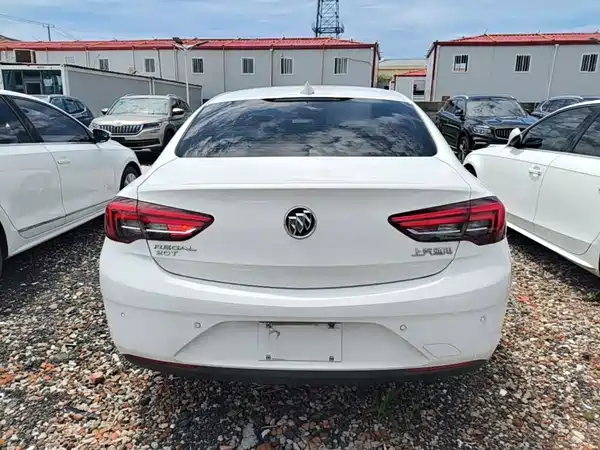 Buick Regal 2018