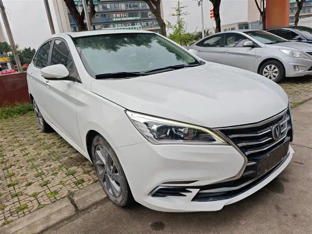 Changan Eado DT 2019 — фото 4