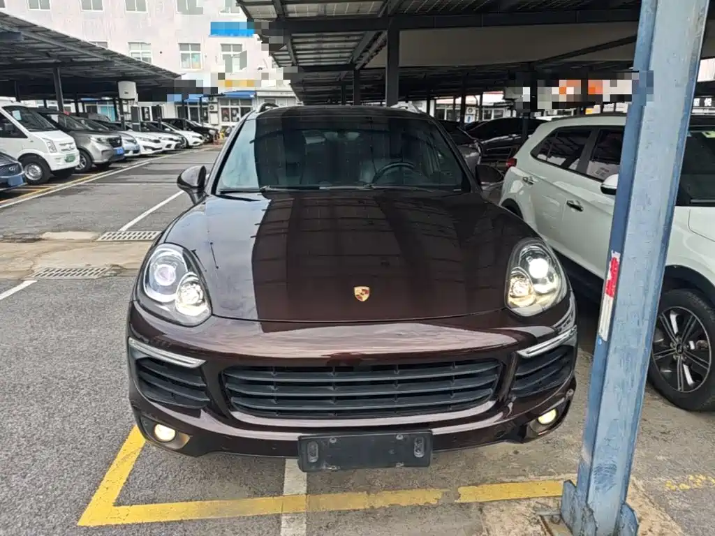 Porsche Cayenne 2017 — фото 3