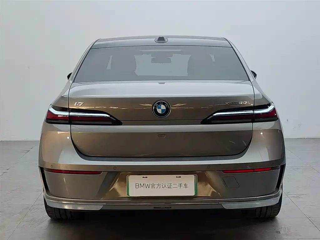 BMW i7 2023 — фото 5