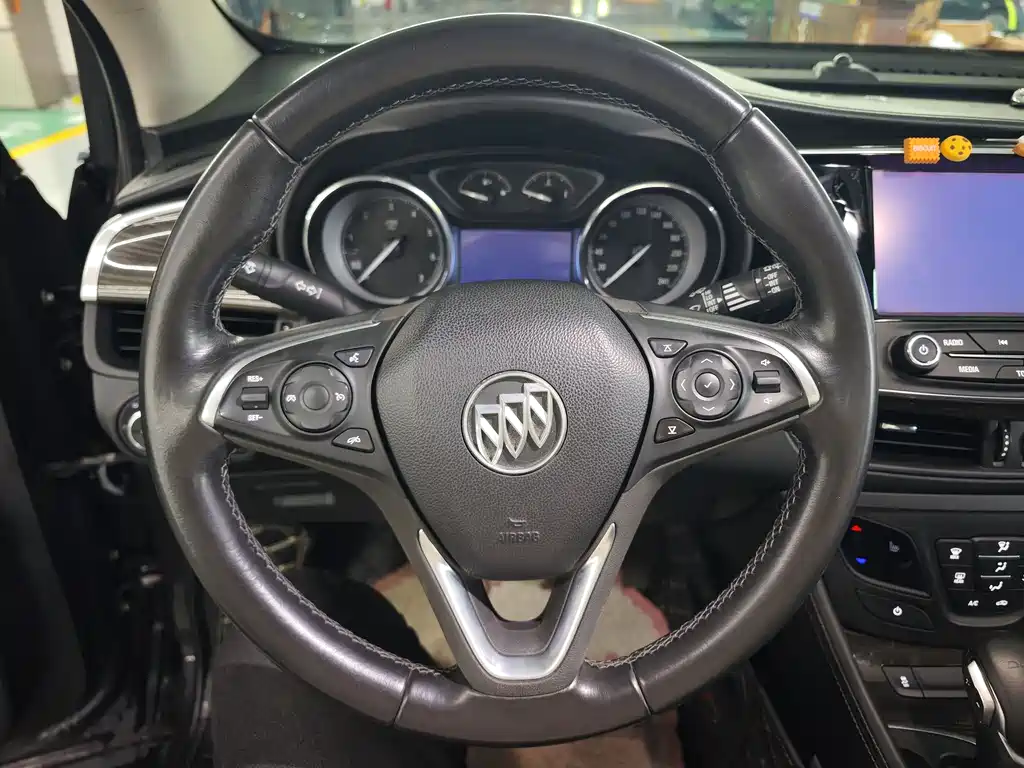 Buick Envision Plus 2018 — фото 9