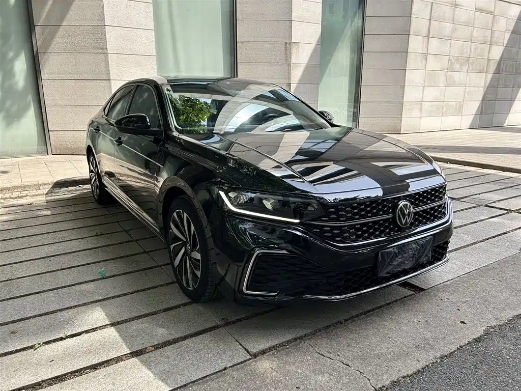 Volkswagen Passat 2022