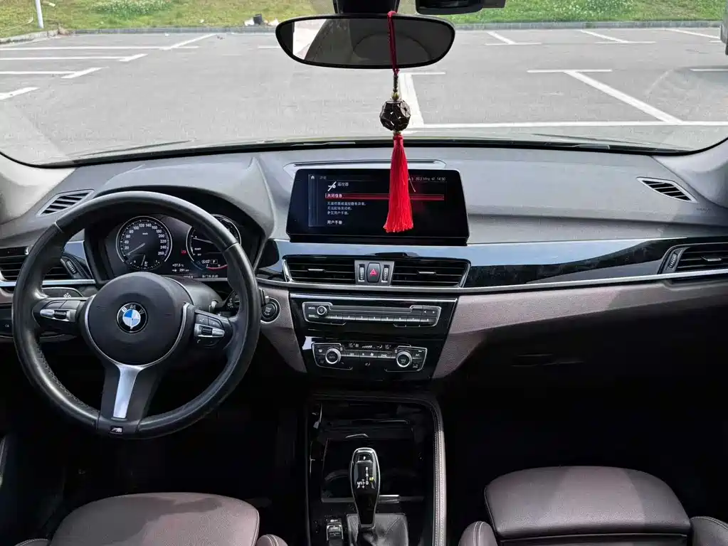 BMW X1 2020 — фото 8