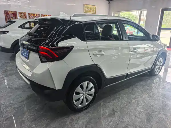 Toyota Yaris L 2022