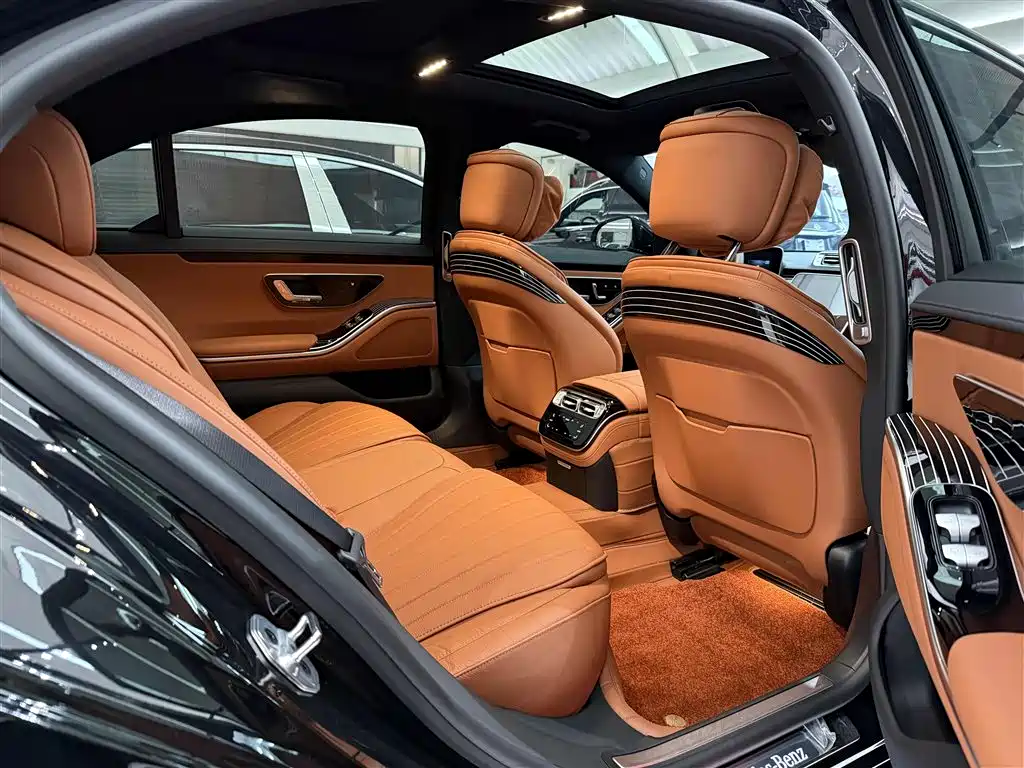 Mercedes-Benz S-Class 2024 — фото 15