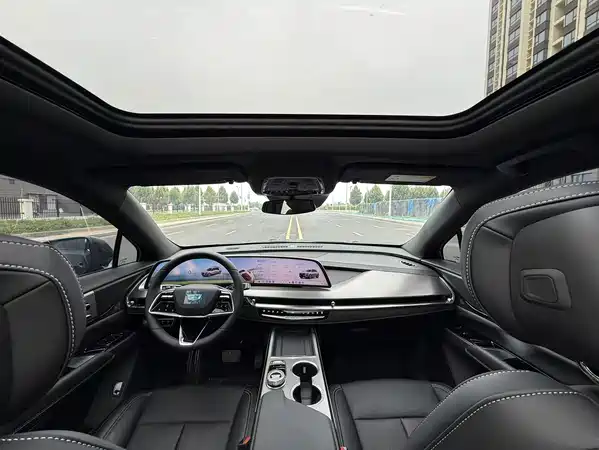 Cadillac XT5 2026