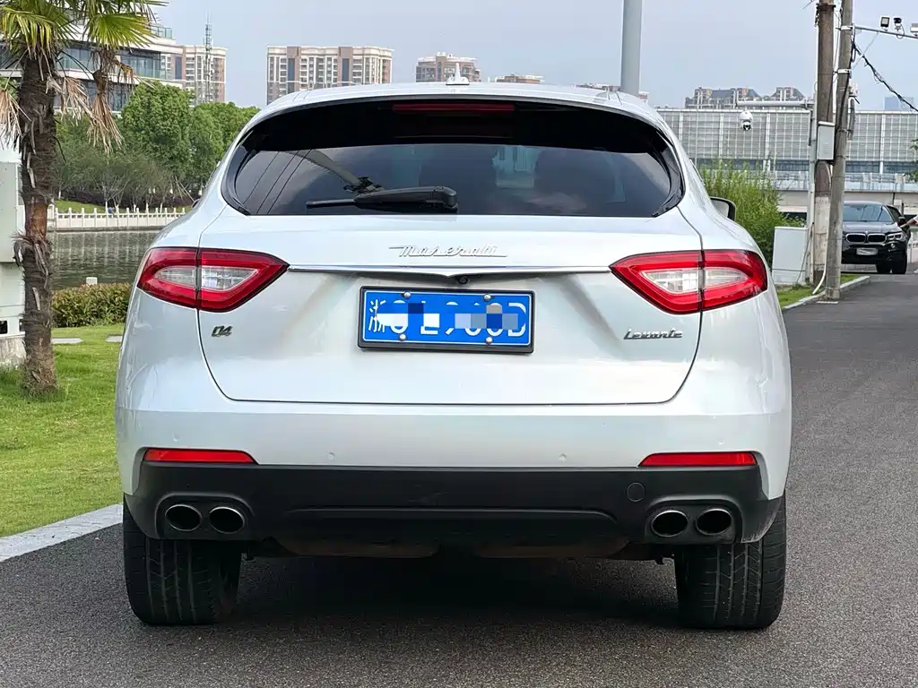 Maserati Levante 2019 — фото 9