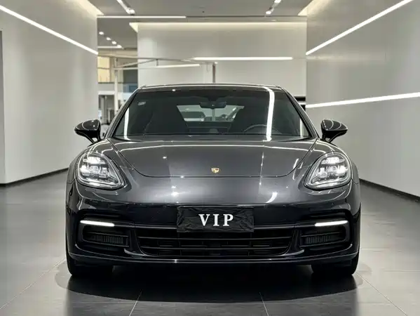 Porsche Panamera 2018
