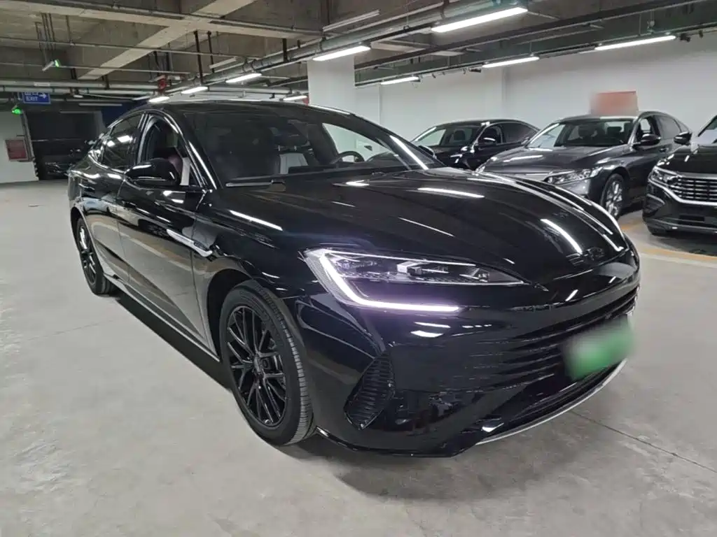 BYD Seal 07 DM-i 2025 — фото 4