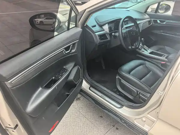 Geely Emgrand GS 2018