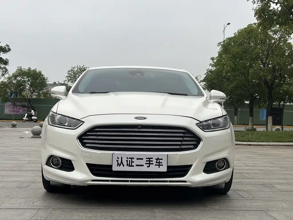 Ford Mondeo 2014 — фото 2