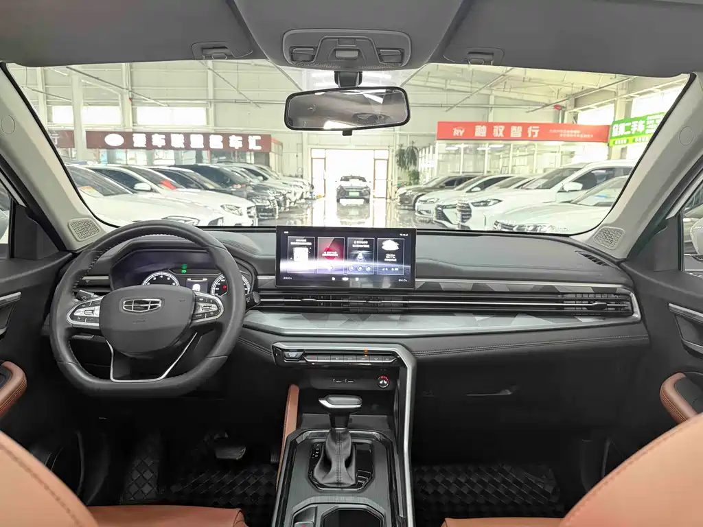 Geely Vision X6 2022 — фото 14