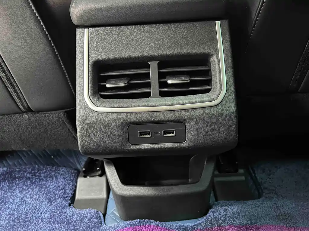 Haval H6 2023 — фото 16