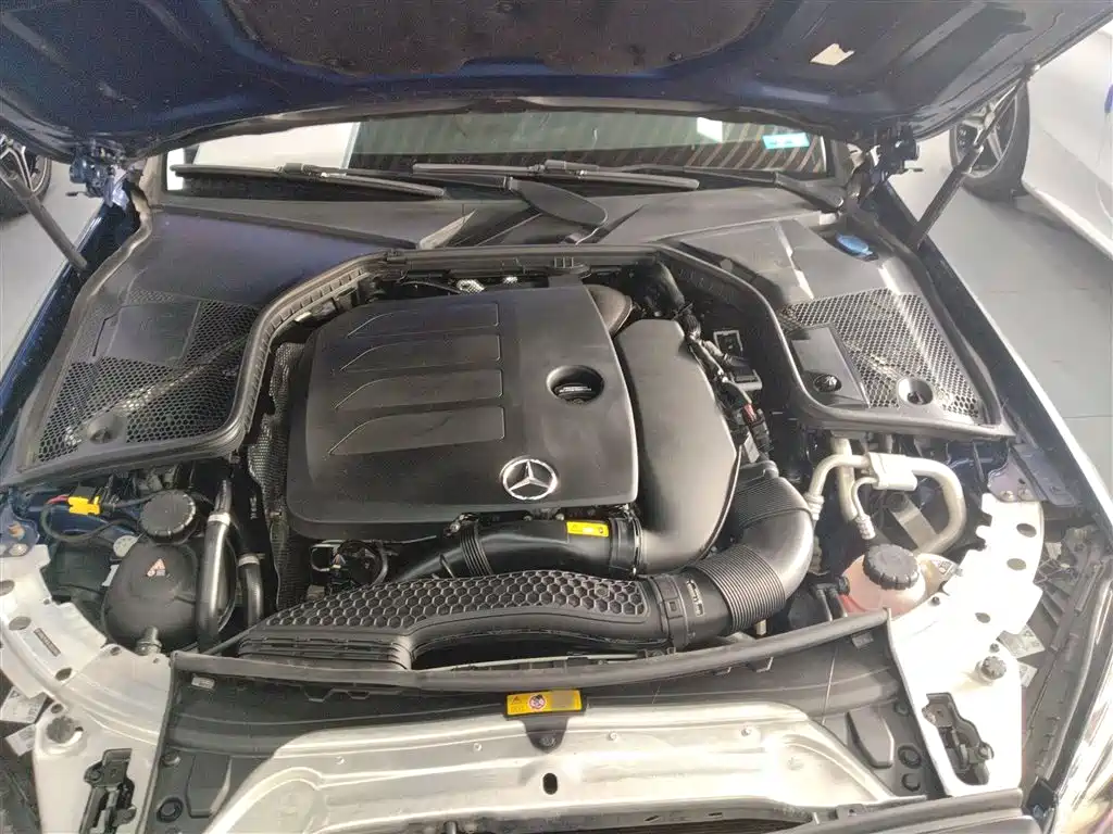 Mercedes-Benz C-Class 2020 — фото 16