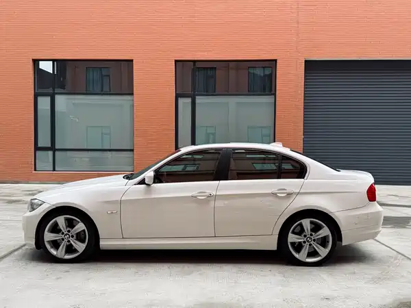 BMW 3 Series 2012