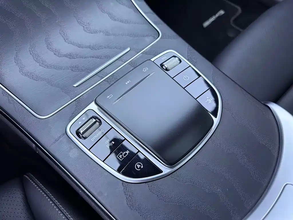 Mercedes-Benz C-Class 2022 — фото 6