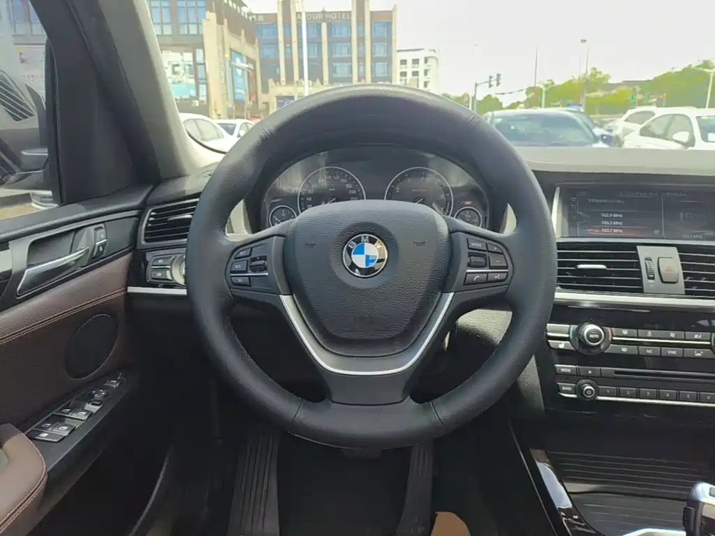 BMW X3 2017 — фото 11