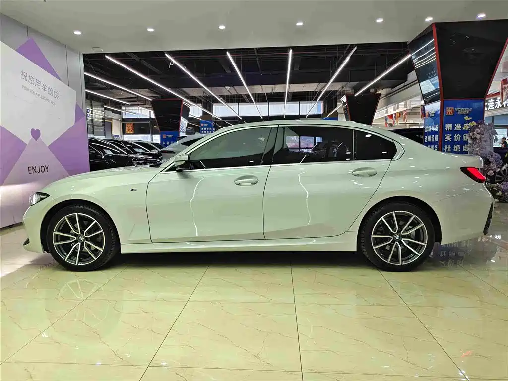 BMW 3 Series 2024