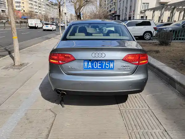 Audi A4L 2009