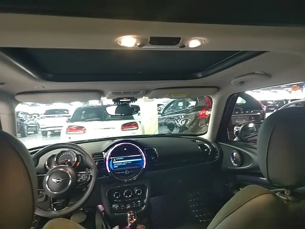 MINI Clubman 2020 — фото 18