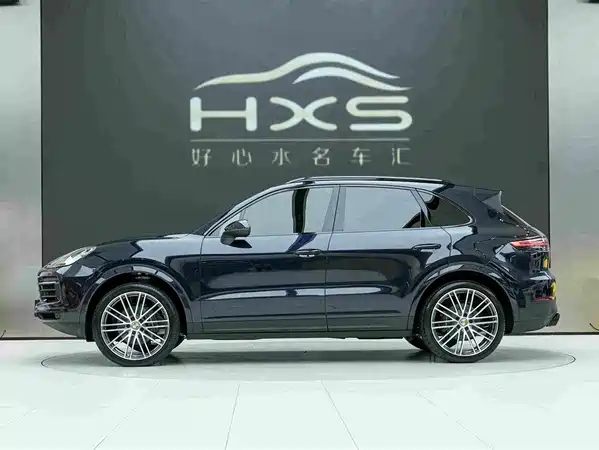 Porsche Cayenne 2022
