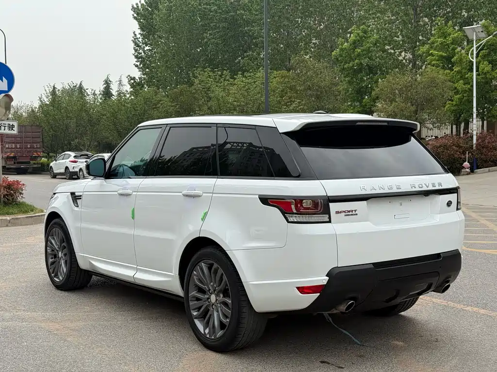 Land Rover Sport 2015 — фото 15