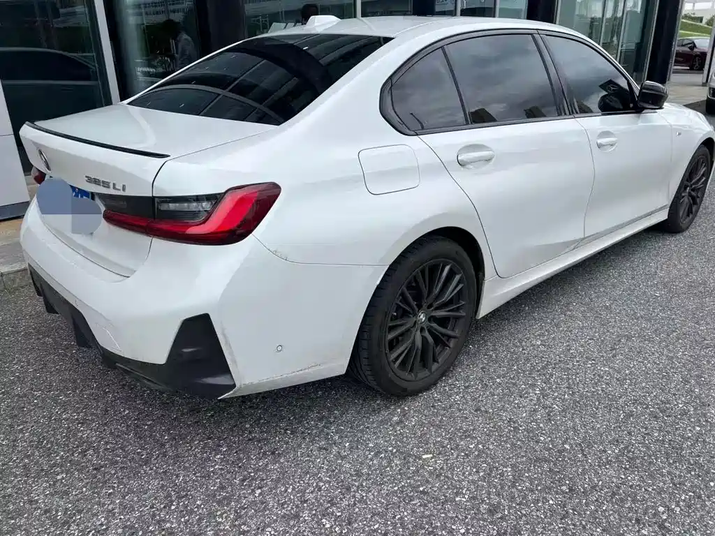 BMW 3 Series 2024
