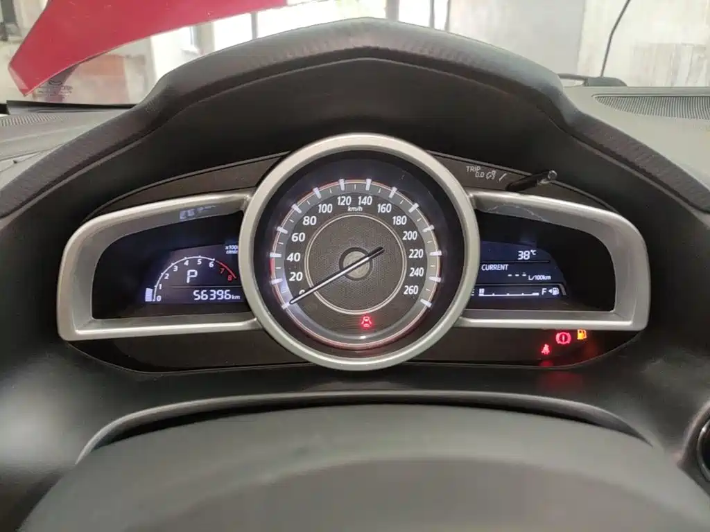 Mazda 3 Angkesela 2016 — фото 12